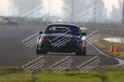 media/Jan-18-2026-CalClub SCCA (Sun) [[8bc6468723]]/Group 7 Race/Turn 1/